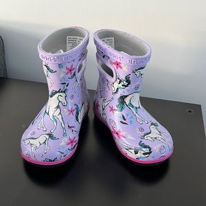 Toddler rain boots purple with unicorns 🦄